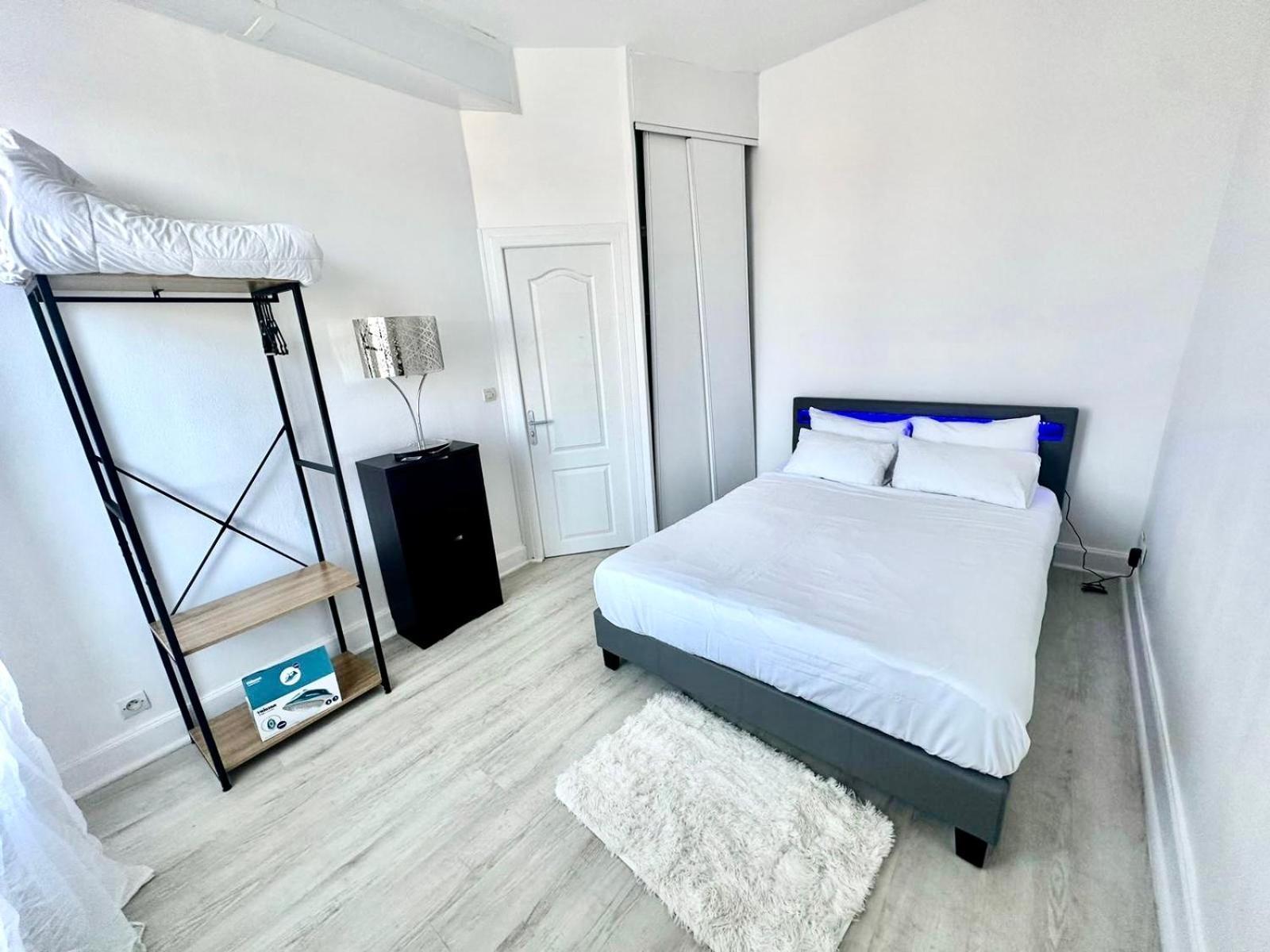 Appartement Moderne Vierzon Bagian luar foto